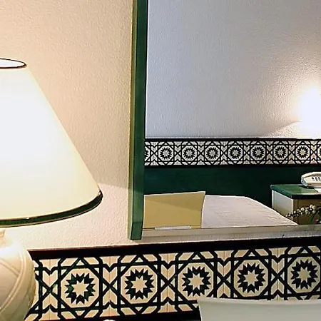 クリスタル カルダス ホテル 3*