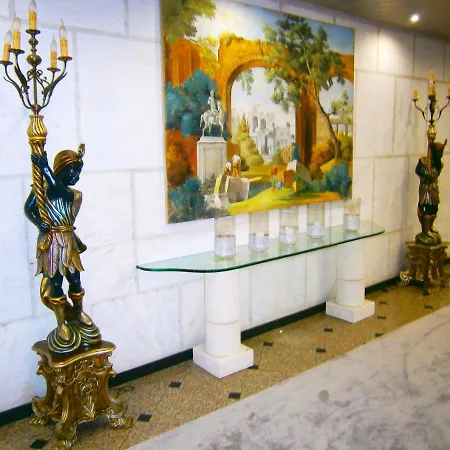 Otel Cristal Caldas
