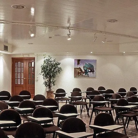 クリスタル カルダス ホテル 3*