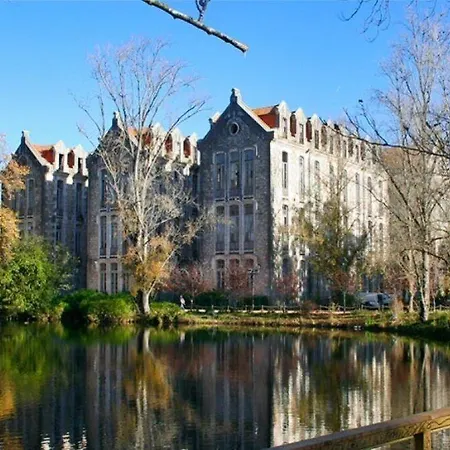 クリスタル カルダス 3* カルダス・ダ・ライーニャ