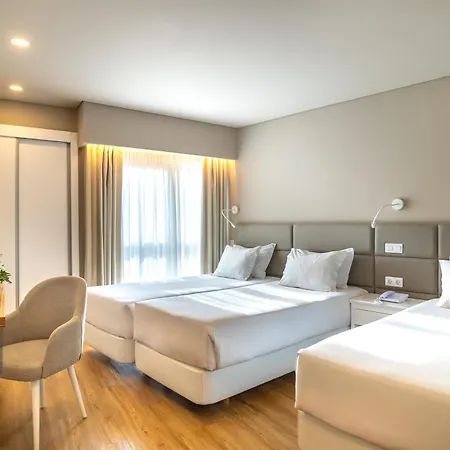 クリスタル カルダス ホテル 3*