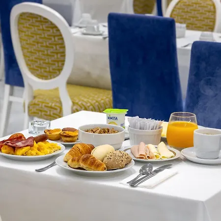 クリスタル カルダス ホテル 3*