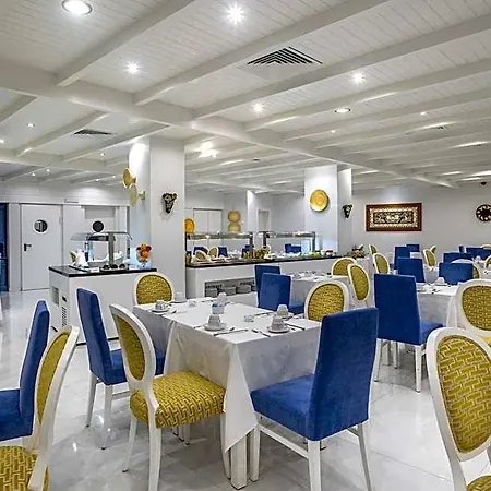 Ξενοδοχείο Cristal Caldas 3*
