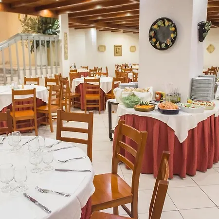 Otel Cristal Caldas 3*