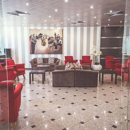 Cristal Caldas 3*