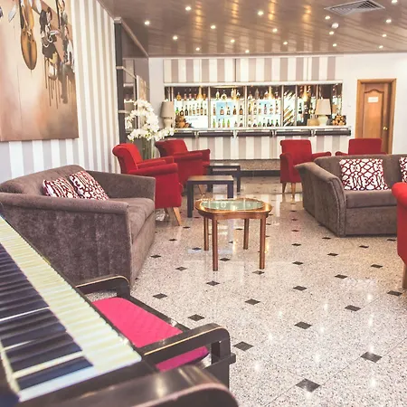 Otel Cristal Caldas