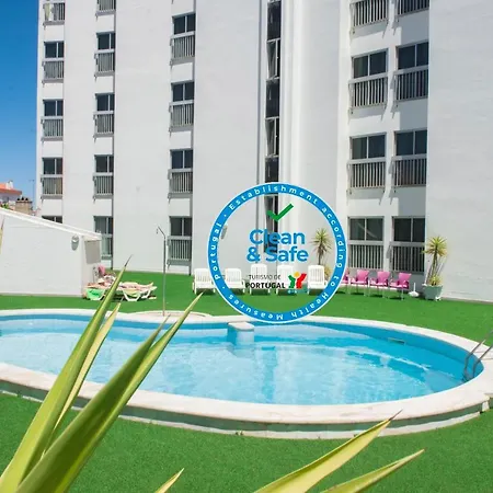 Cristal Caldas Otel