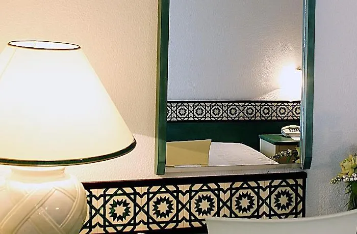 クリスタル カルダス ホテル 3*