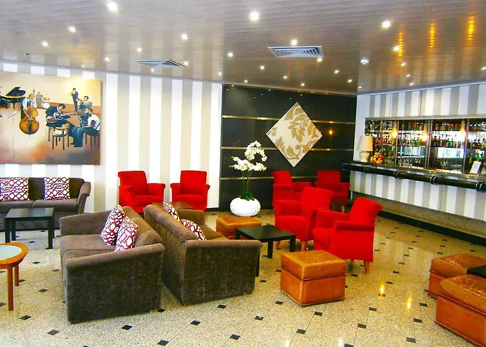 クリスタル カルダス ホテル 3*