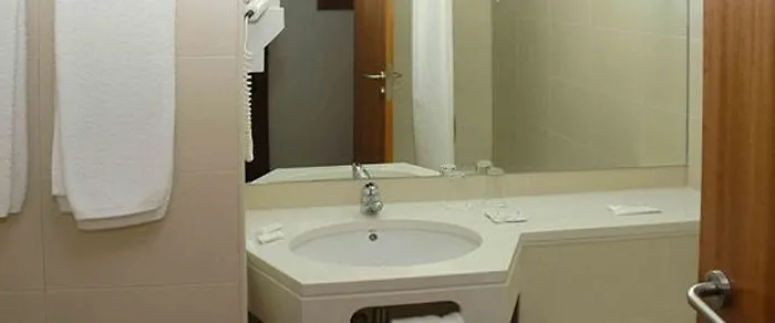 クリスタル カルダス カルダス・ダ・ライーニャ