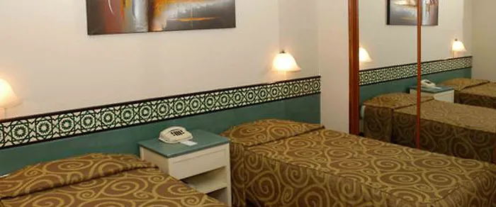 ホテル クリスタル カルダス 3*