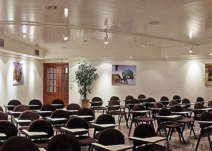 クリスタル カルダス ホテル 3*