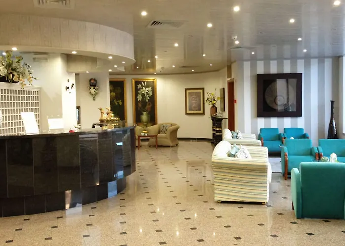 Cristal Caldas 3*