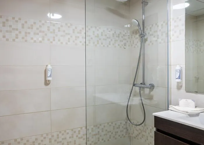 クリスタル カルダス カルダス・ダ・ライーニャ